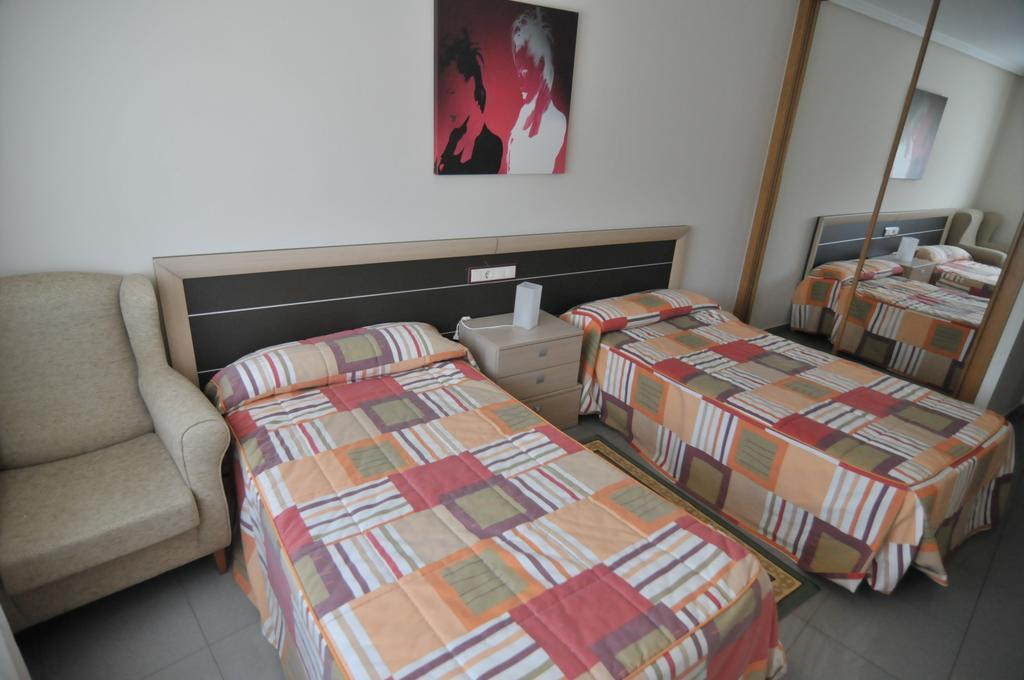 Apartamentos Turisticos Vilagarcia- Rio Ulla Vilagarcia de Arousa Pokój zdjęcie