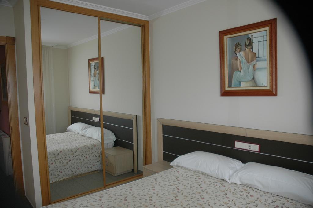Apartamentos Turisticos Vilagarcia- Rio Ulla Vilagarcia de Arousa Pokój zdjęcie